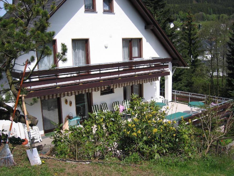 Hotel Haus Hubertus à Winterberg Extérieur photo