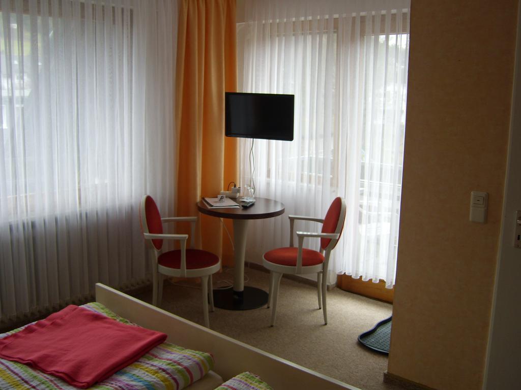 Hotel Haus Hubertus à Winterberg Extérieur photo